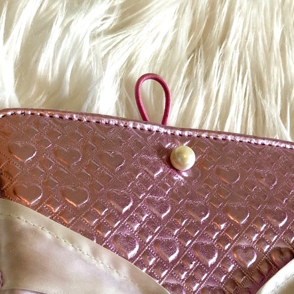 iPad Case Pink & White Bow π - Picture 3 of 7